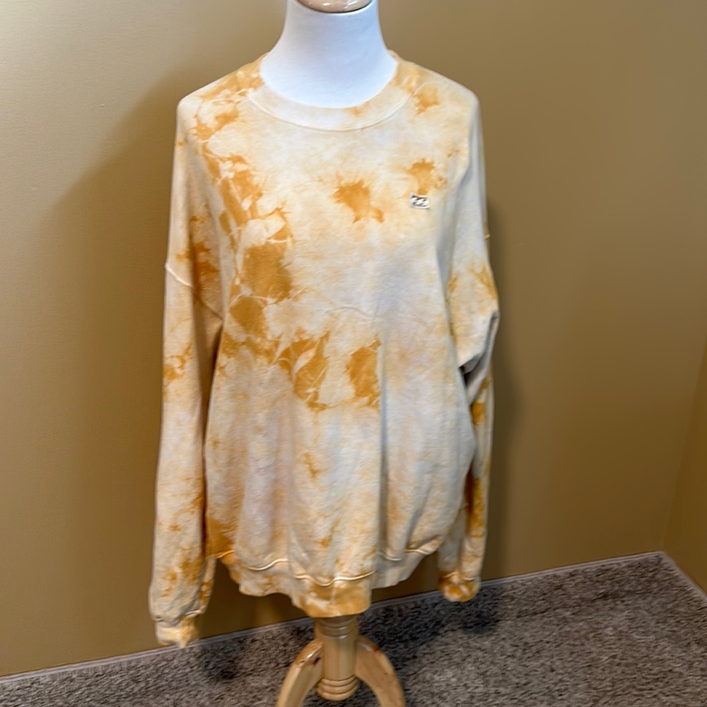 Billabong Tie-Dye Sweatshirt in Cream and Tan